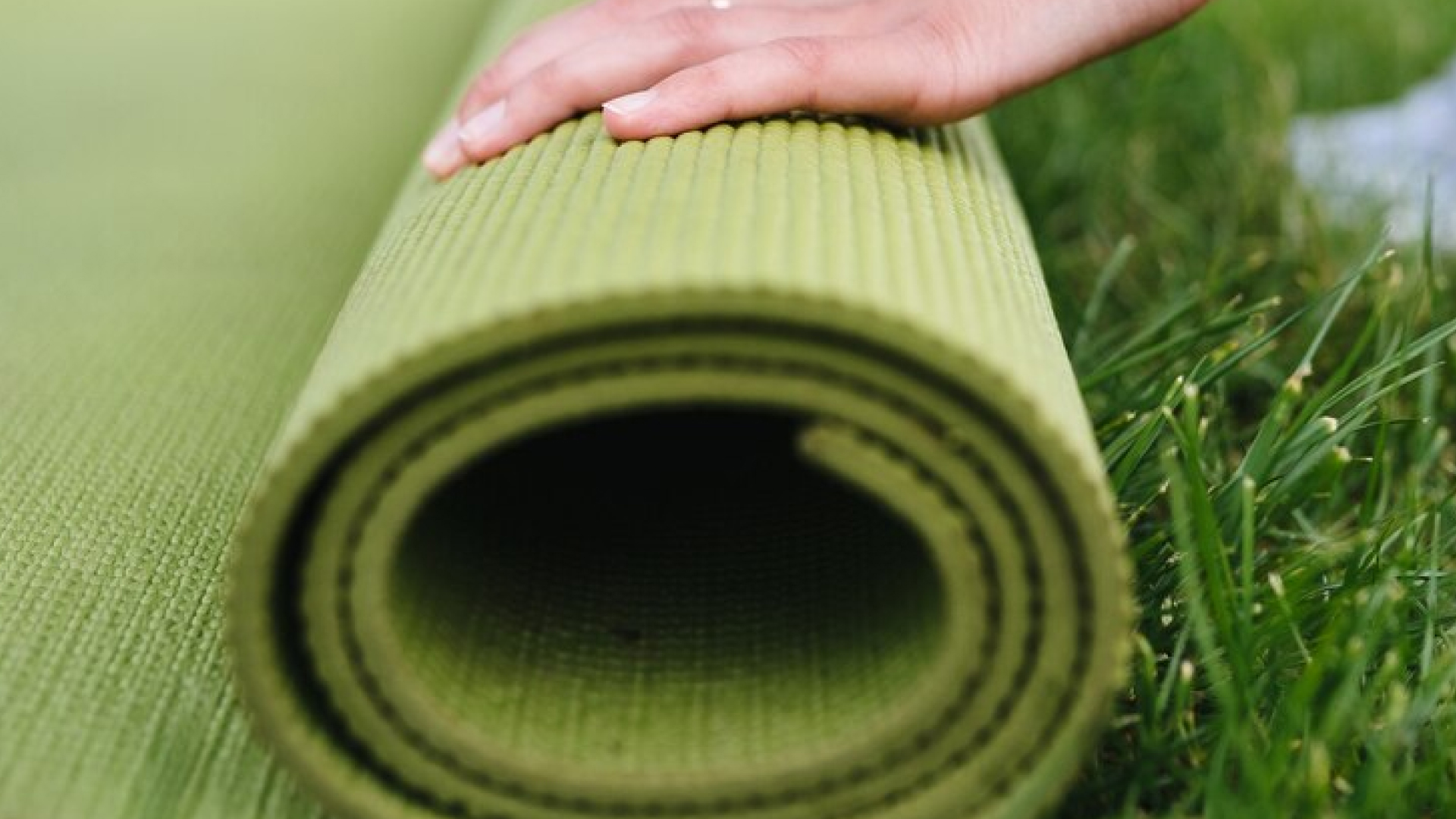  Eco-Friendly Yoga Mats-Reyleaf App from United States, eco-friendly products, sustainable living, sustainable community, online marketplace, vetted vendors, eco-friendly practices, community initiatives, sustainable lifestyle, green products, ethical shopping, environmental sustainability, responsible consumption.